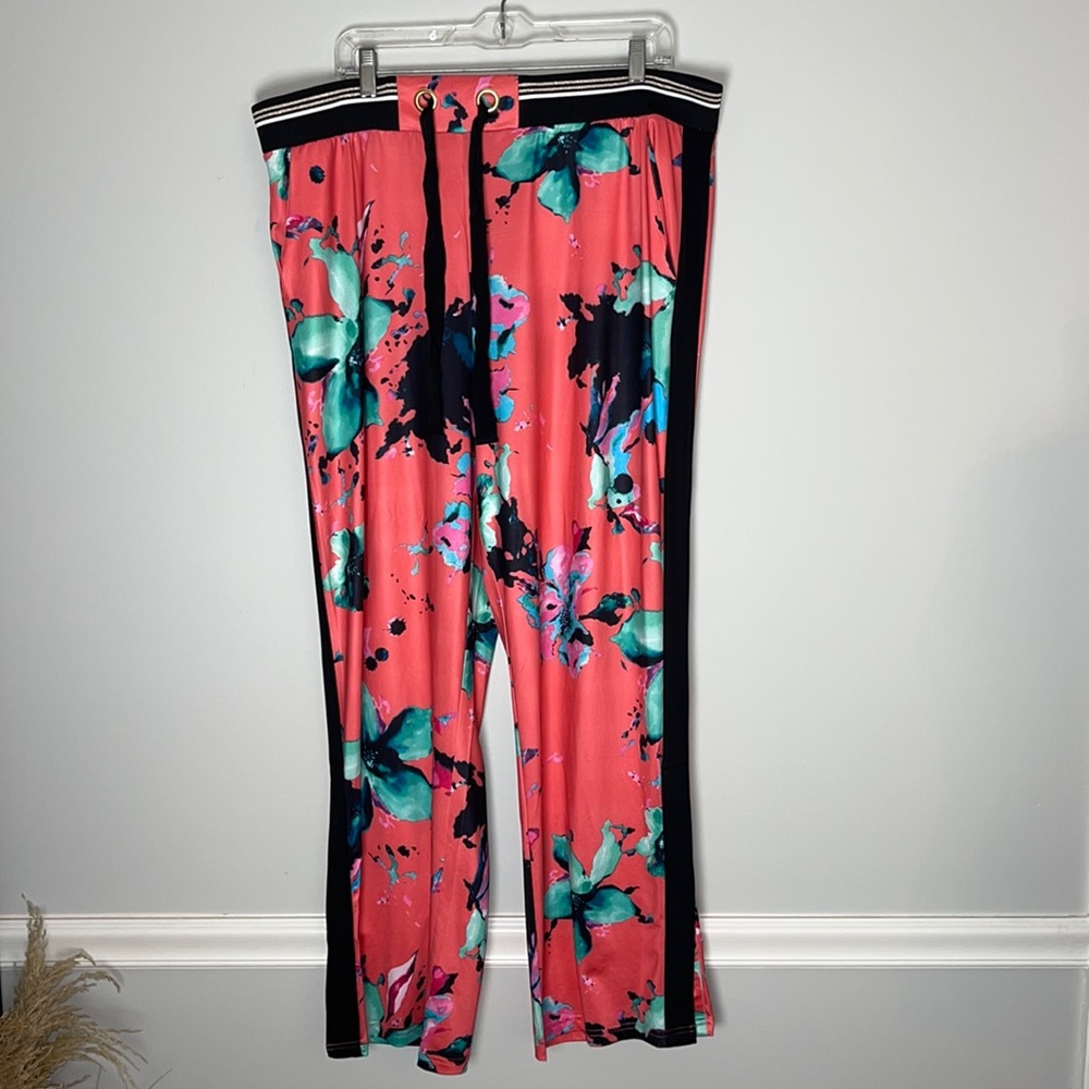 Mod X Black Pink Floral 1X Pants